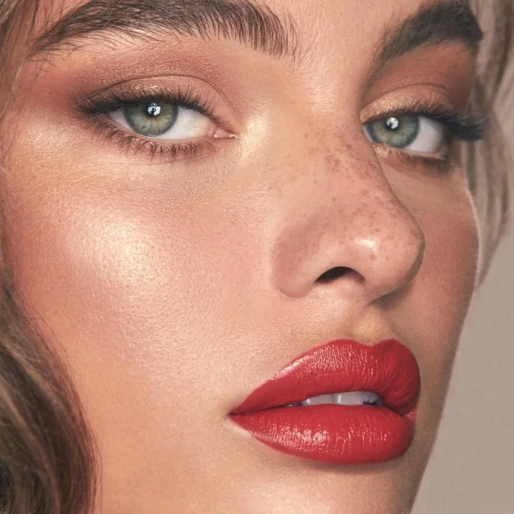 KKW BEAUTY Red Crème Lipstick in Candy Apple Red